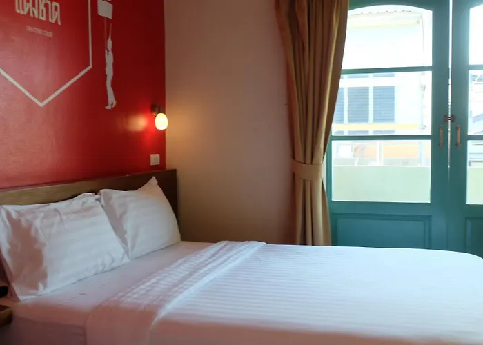Siri Poshtel Hostel *