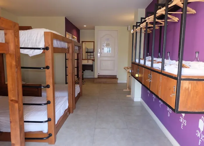 Hostel Siri Poshtel
