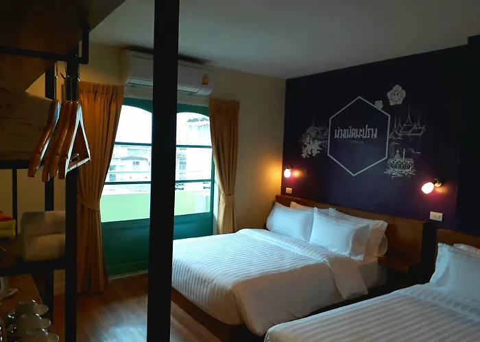 Siri Poshtel