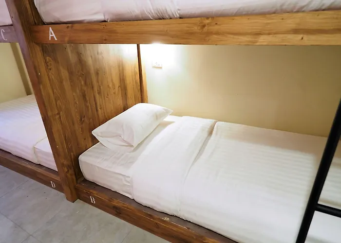 Hostel Siri Poshtel